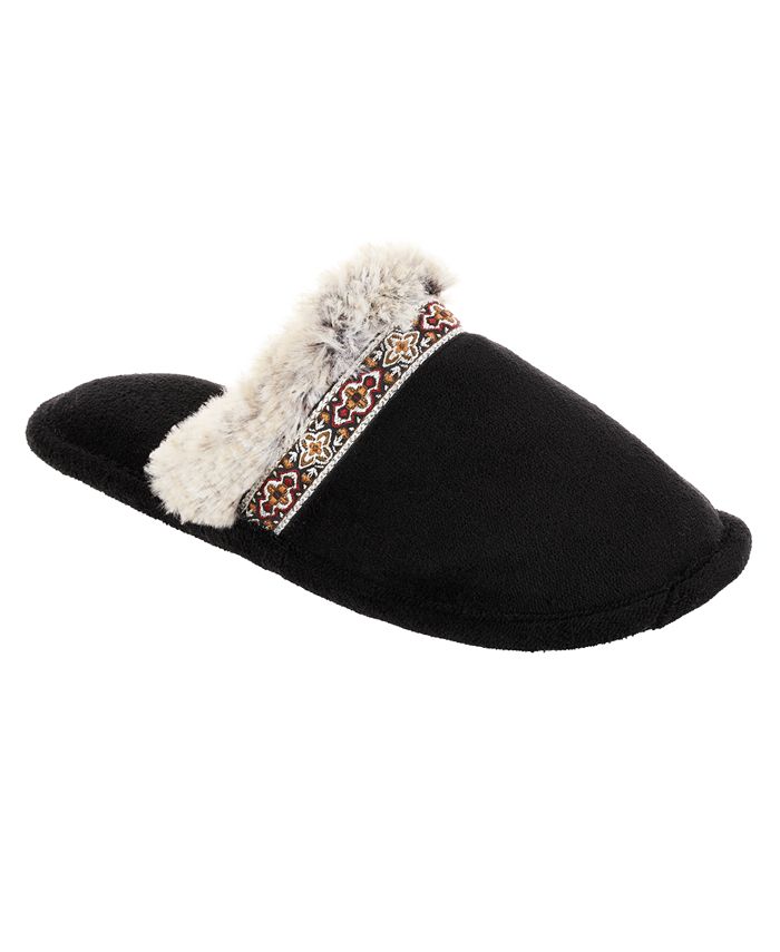 isotoner women's microterry clog