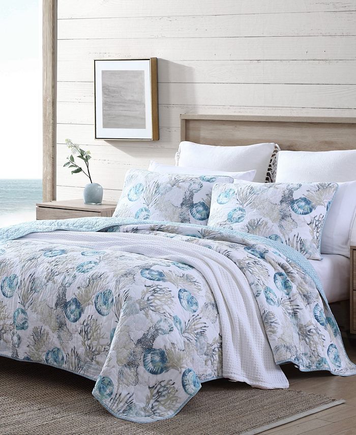 Tommy Bahama Home Tommy Bahama Freeport Blue Reversible 2-Piece Twin ...