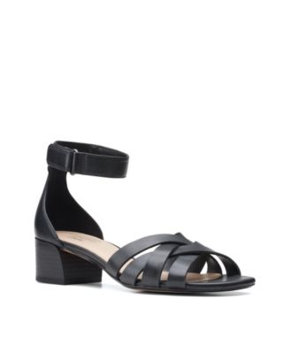 clarks womens sandals wide width