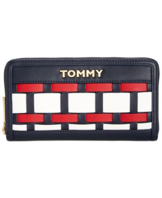 Tommy Hilfiger - Victoria Large Zip Wallet
