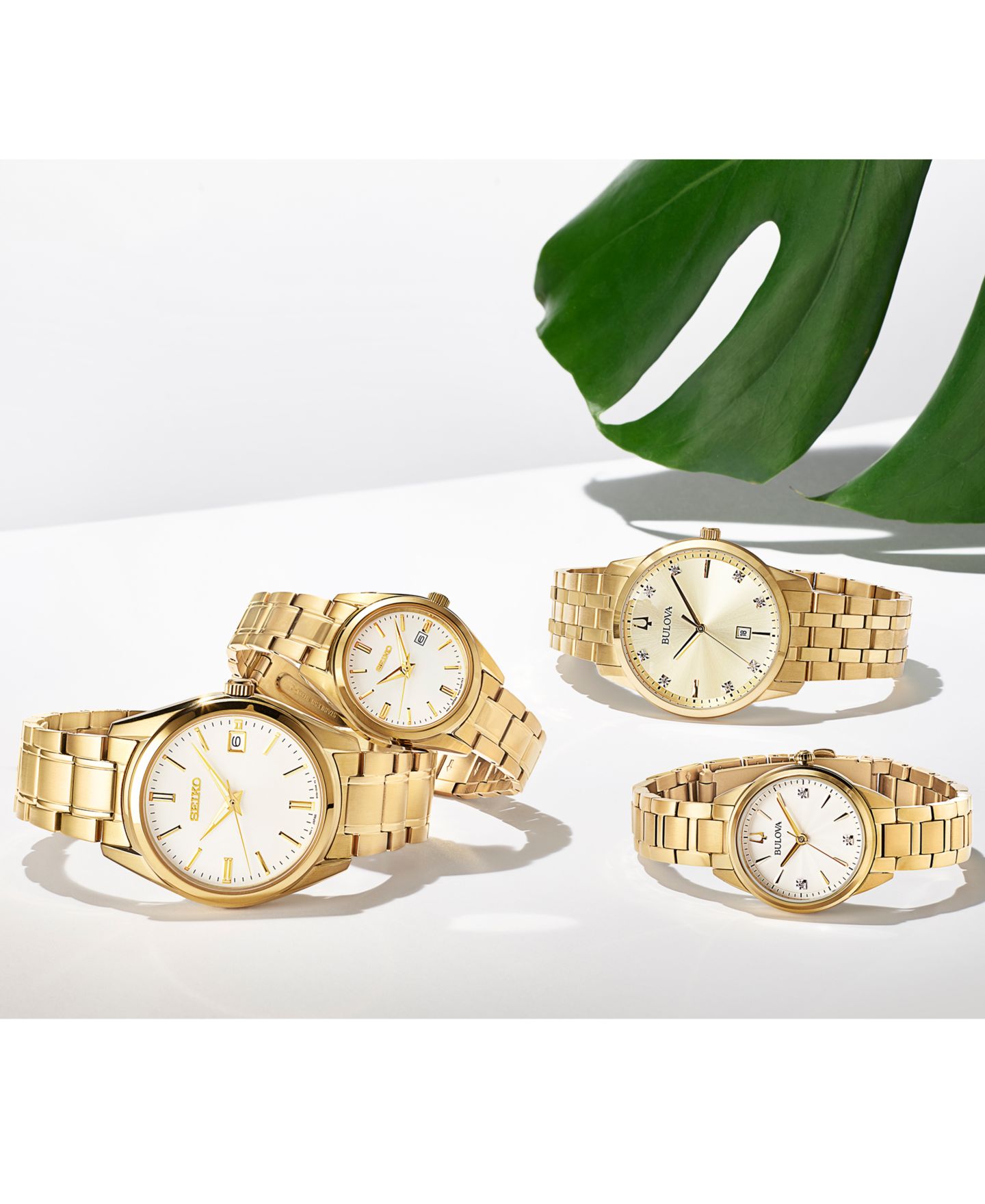 Женские часы Seiko Essentials Gold-Tone Stainless Steel Bracelet Watch 29.8mm — фото 3