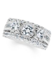 Macys three on sale stone diamond ring