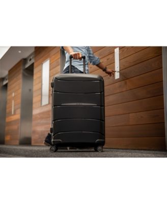 Outline Pro International Carry-on Spinner