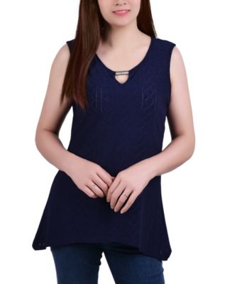 売れ筋商品|||ニューヨークコレクション カットソー トップス レディース Women's Sleeveless Knit Eyelet Top with Hardware Magenta NY Collection Women's Sleeveless Knit Eyelet Top with