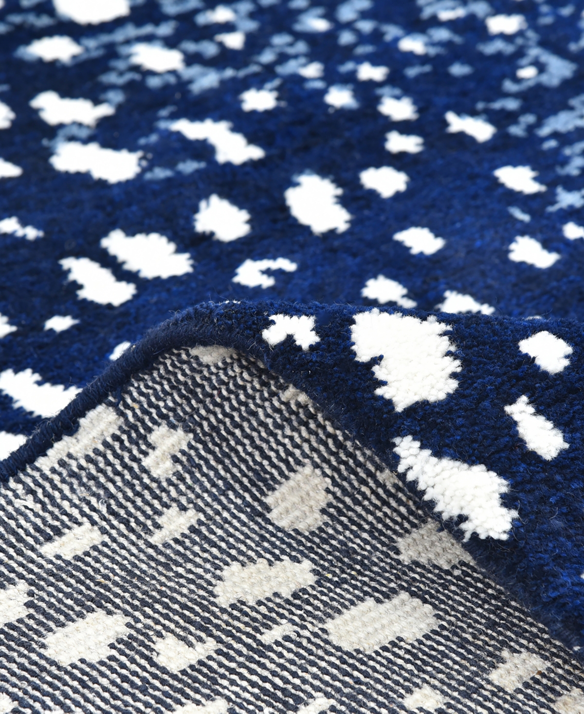 Timeless Rug Designs Louis S3253 5' x 8' Area Rug