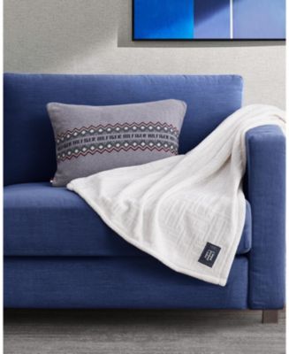 Hilfiger discount throw blanket