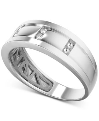Men's Diamond Band (1/10 ct. t.w.) in 10k White Gold