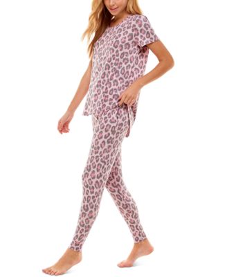 Scoop Neck T-Shirt & Jogger Pants Pajama Set