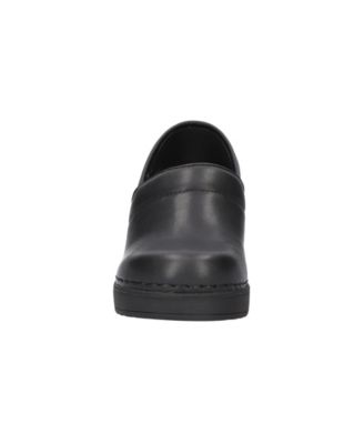 Easy Works by Women's Lead Slip Resistant Clogs