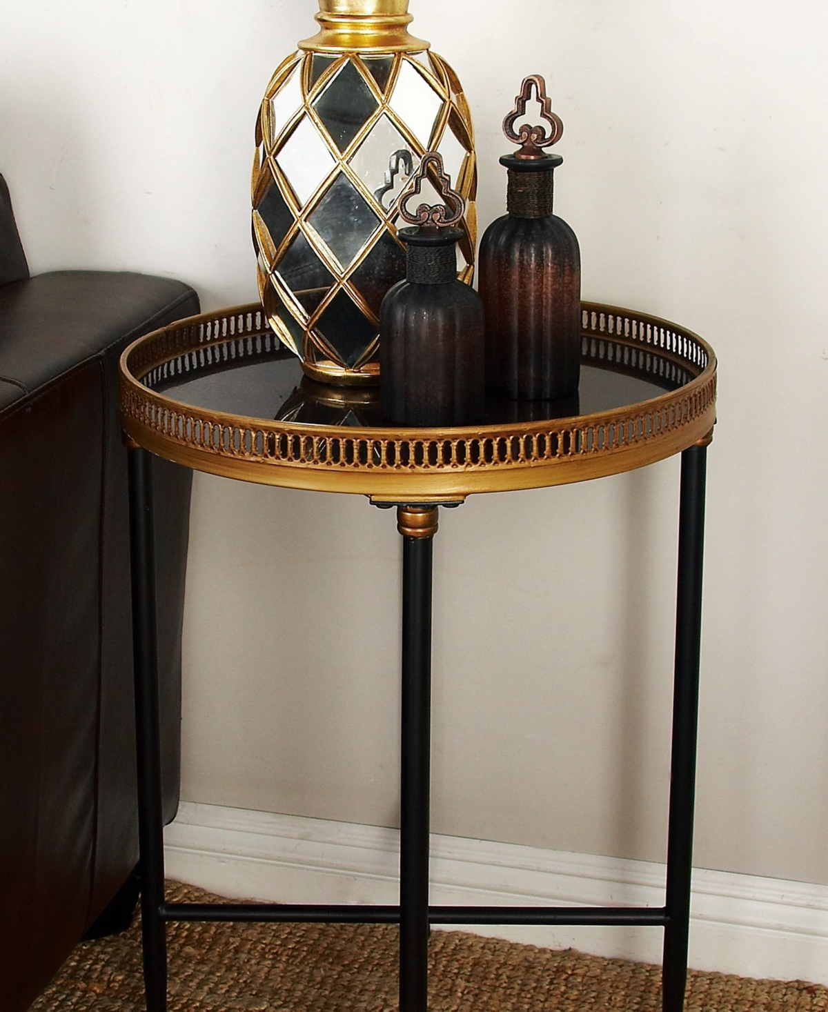 Traditional Accent Table