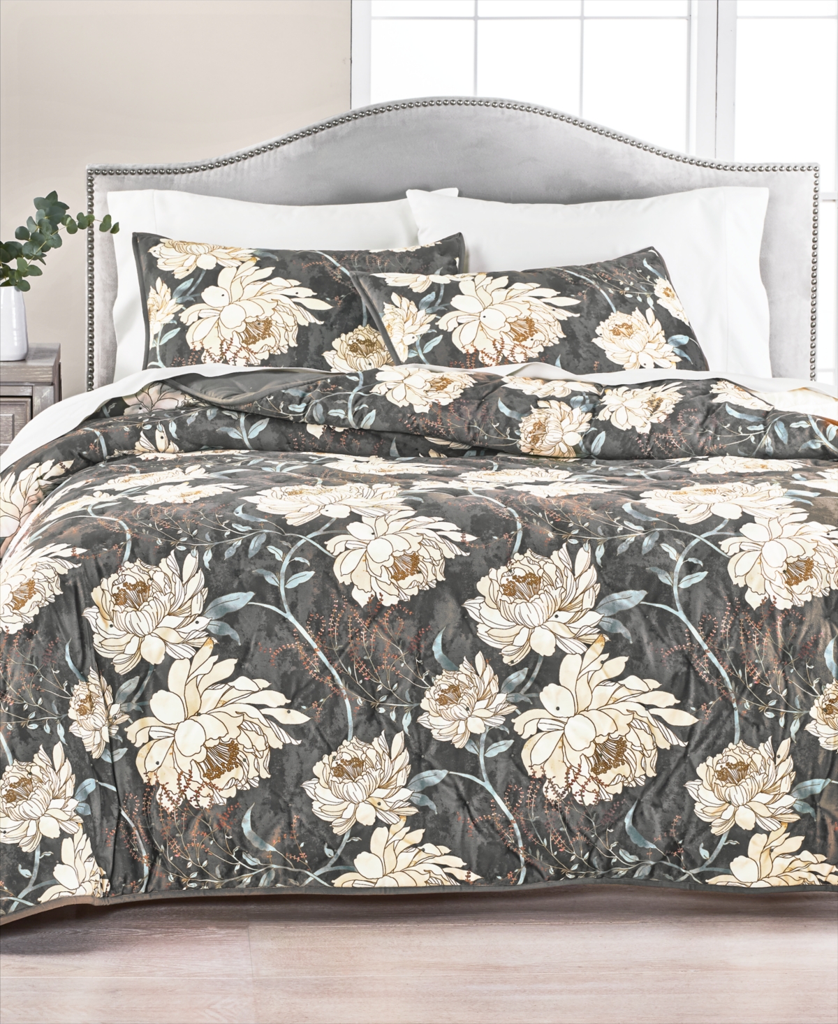 Martha Stewart Collection Eloise Floral Quilt, King, Created For Macy's