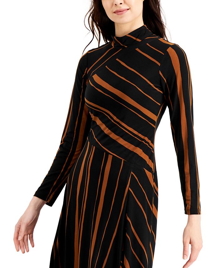 Asymmetrical striped dress  Fashion and Cookies - fashion and