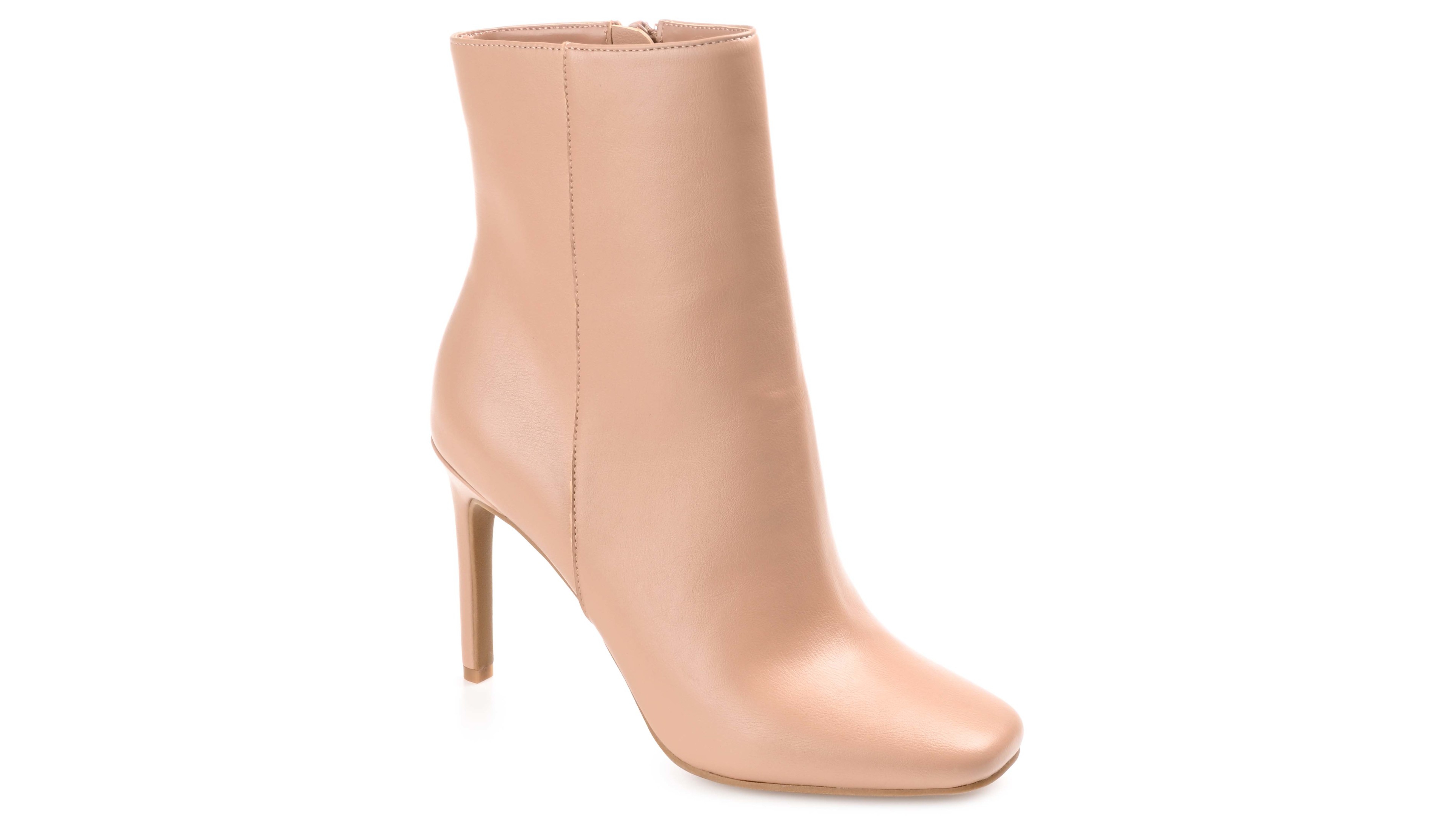 Journee Collection Women's Silvy Booties