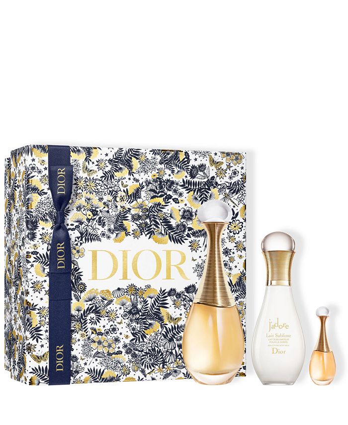 𝘋𝘪𝘰𝘳  Dior gift set, Gifts, Christmas gifts
