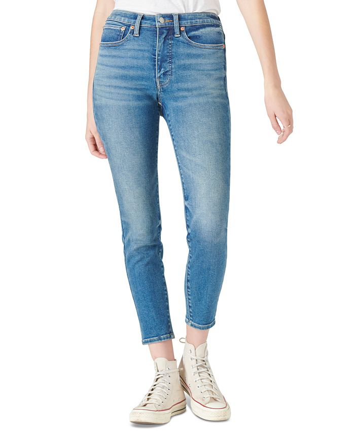 High-Waist Straight-Leg Jeans - White - Curvy Fit