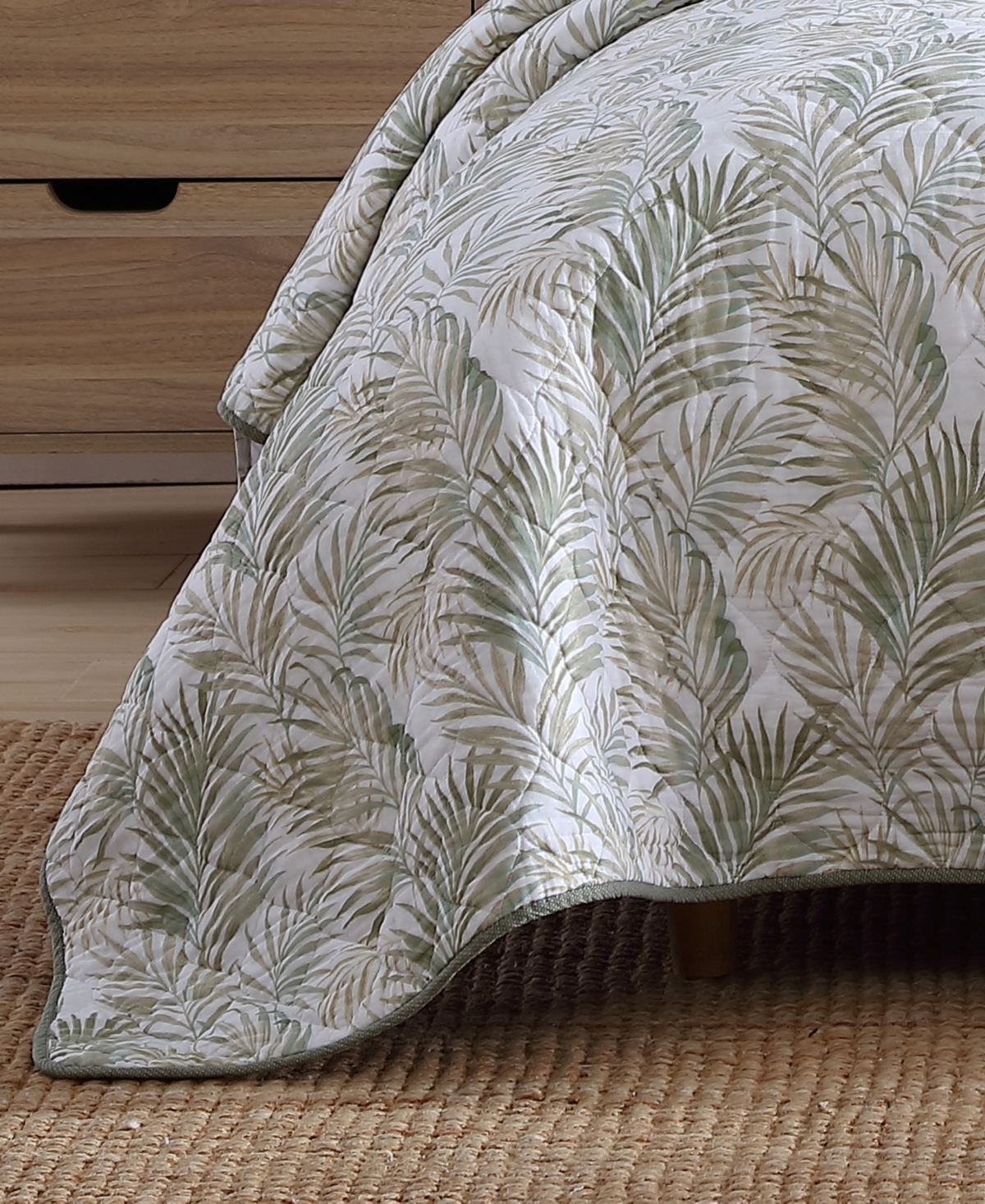 Closeout! Tommy Bahama Home Maui Palm Cotton Reversible 3 Piece Quilt Set