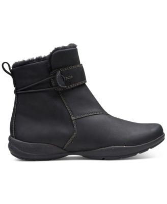 clarks extra wide ankle boots