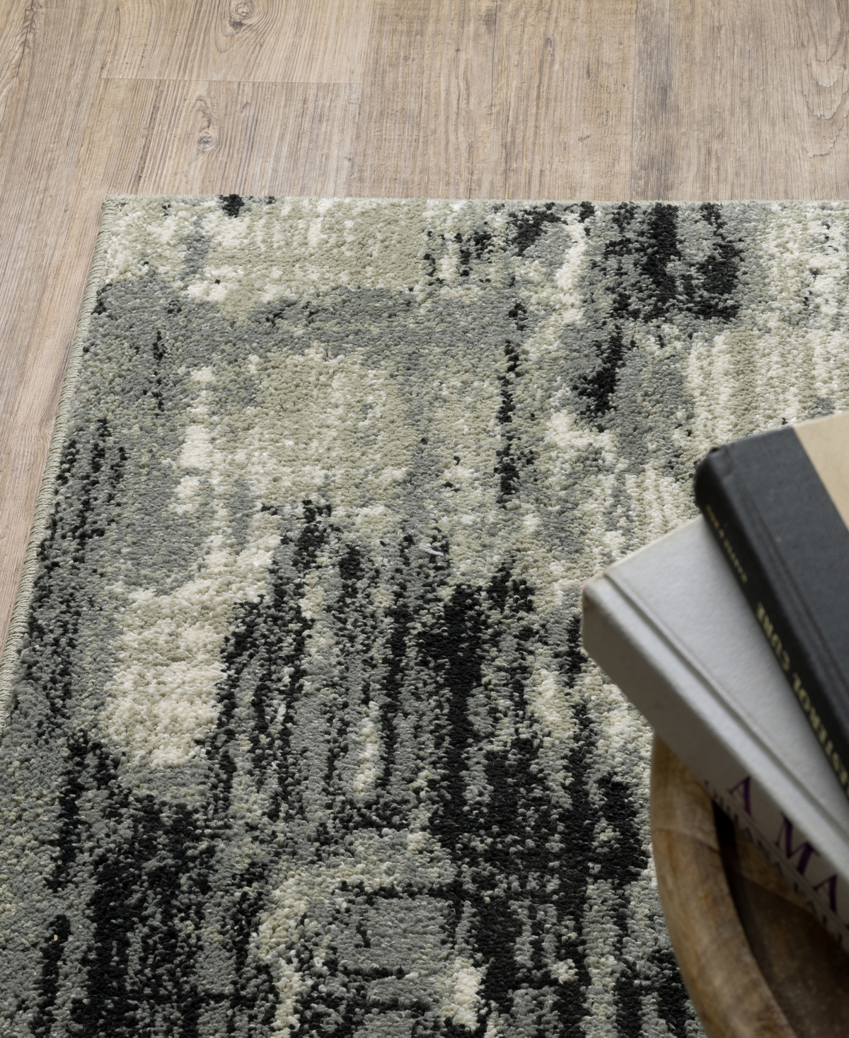 Jhb Design Cordoba COR12 Area Rug