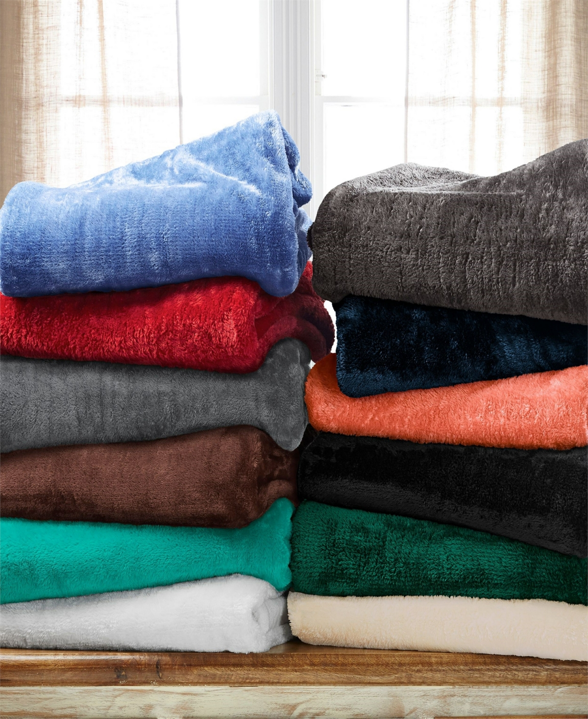 Superior Wrinkle Resistant Plush Fleece Blanket,