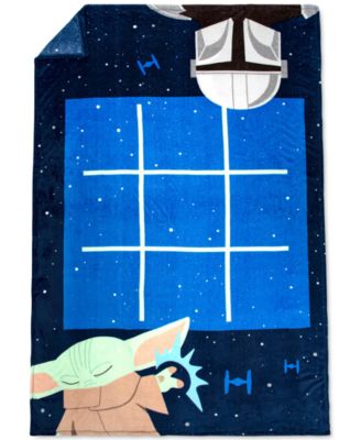 Star Wars CLOSEOUT! TicTacToe Blanket with Game Pieces