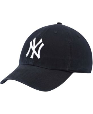 Men's Black New York Yankees Challenger Adjustable Hat