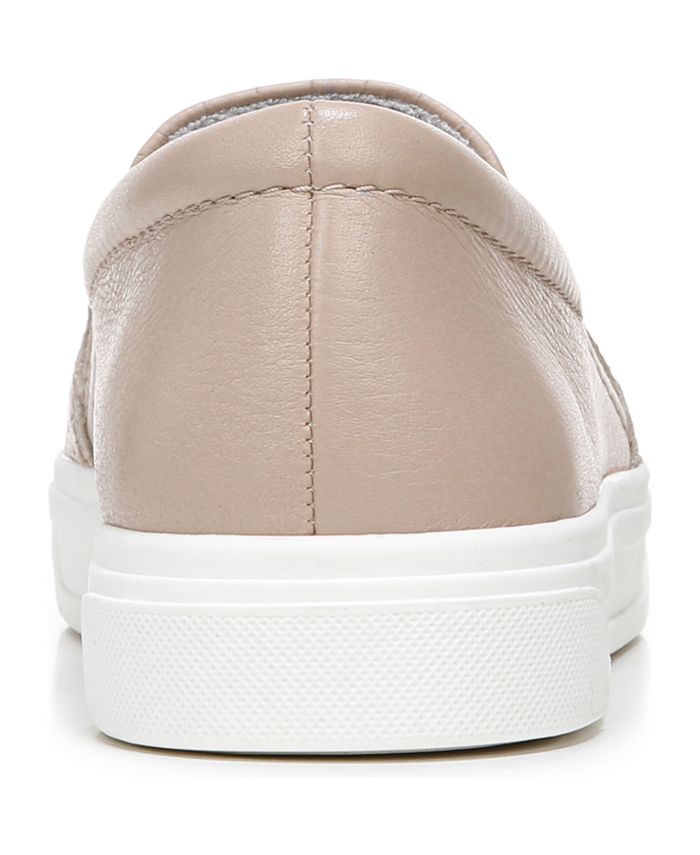 naturalizer aileen slip on sneaker