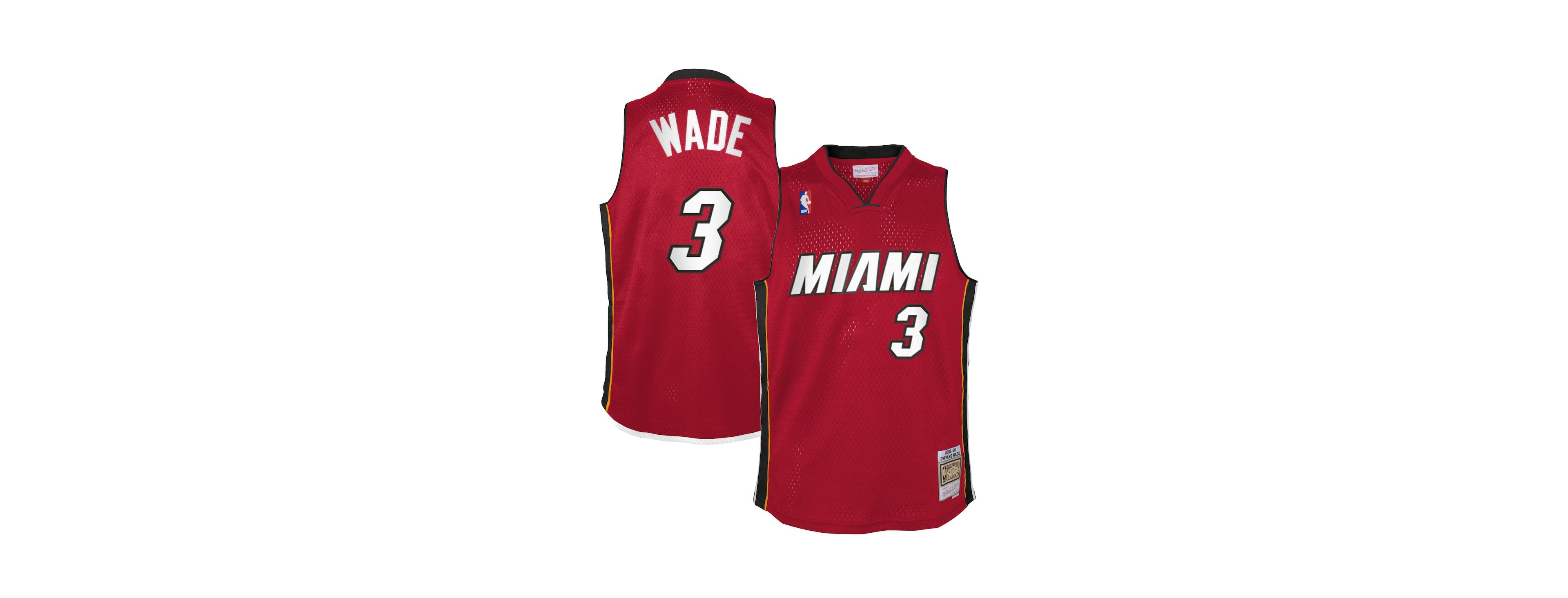 Big Boys Mitchell & Ness Dwyane Wade Red Miami Heat 2005-06 Hardwood Classics Swingman Jersey