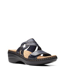 Women's Collection Merliah Coral Sandals