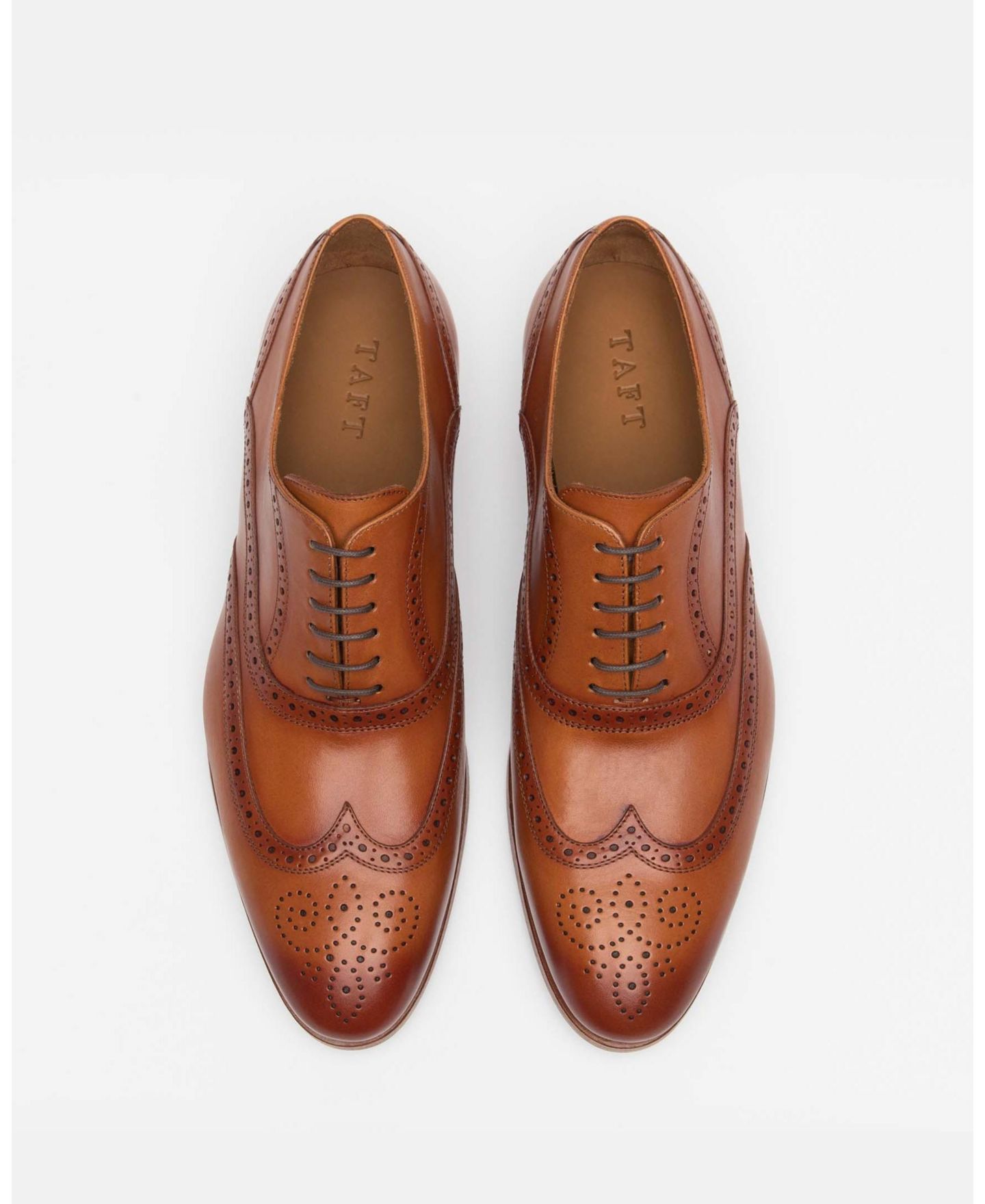 Обувь Taft Men's Beck Handcrafted Brogue Wingtip Leather Dress Shoes, цвет: Медовый — фото 9