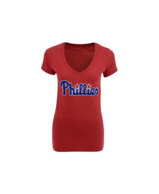 maroon phillies shirt