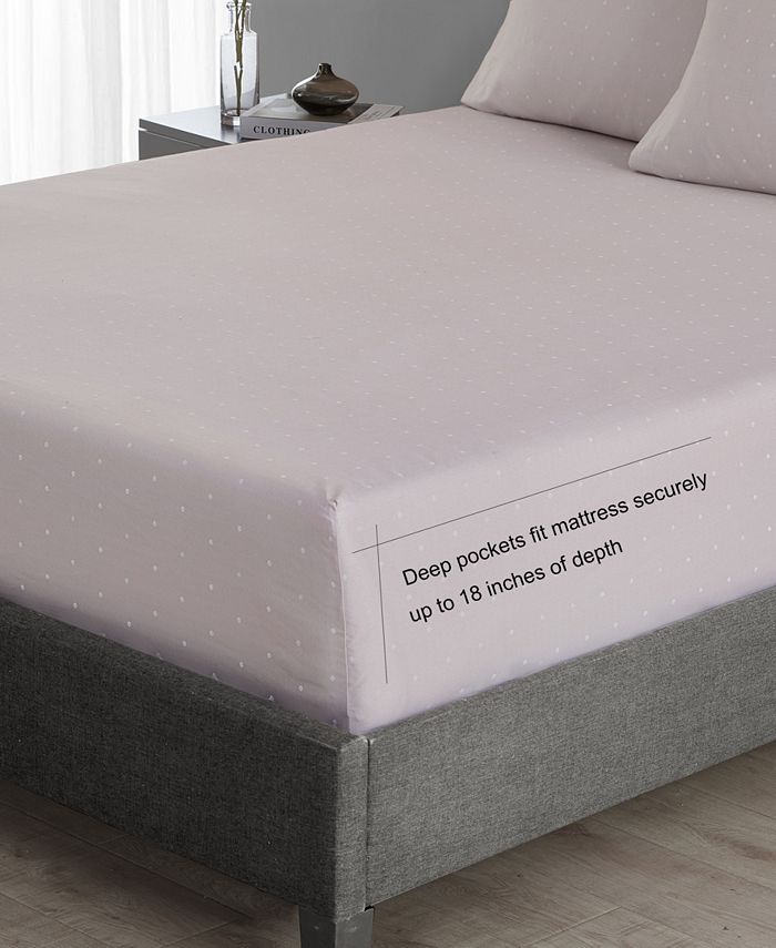 Vera Wang 4 Piece Eyelet Thread Count 800 Sateen Sheet Set, Queen Macy's