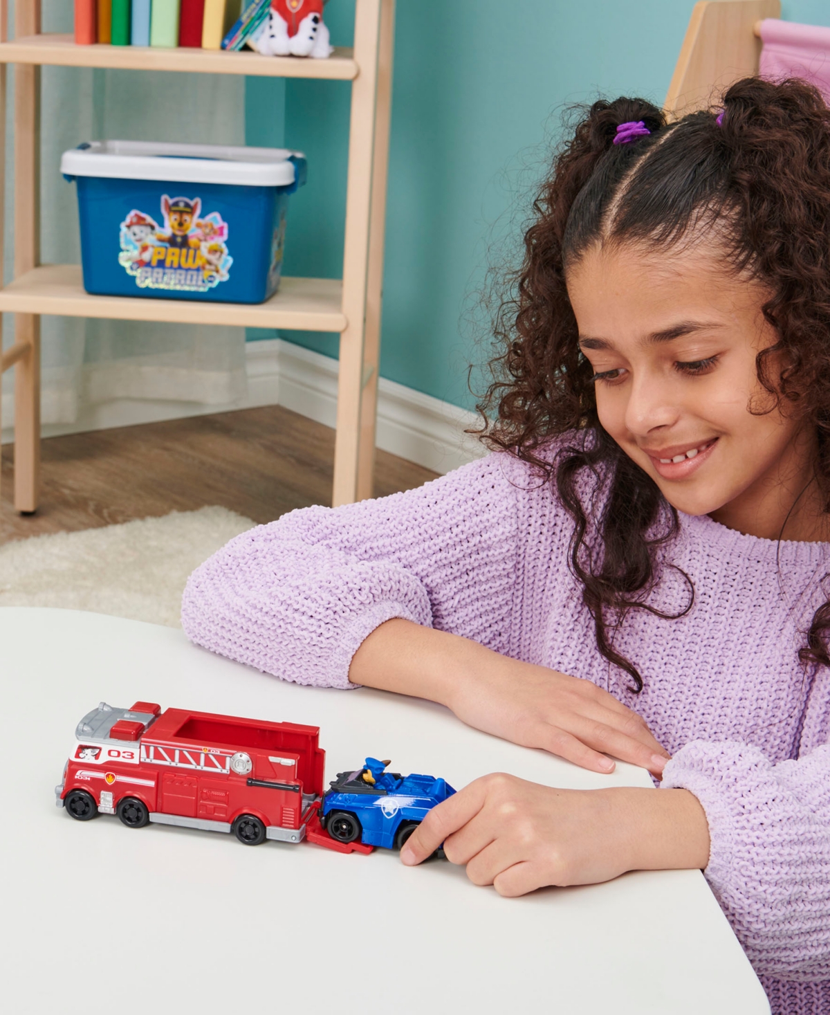 Shop Paw Patrol True Metal Firetruck Die-cast Team Vehicle With 1:55 Scale Chase In Multi-color