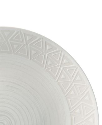 Vera 16 Pc. Dinnerware Set, Service for 4