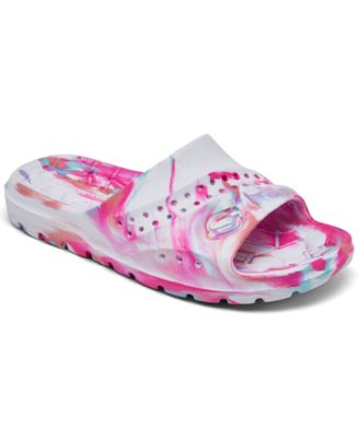 Skechers