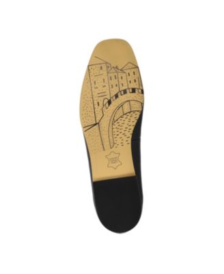 Women's Kimiko Square Toe Flats