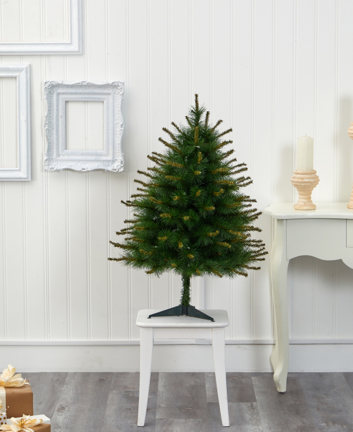 New England Pine Artificial Christmas Tree with Lights and Bendable Branches,