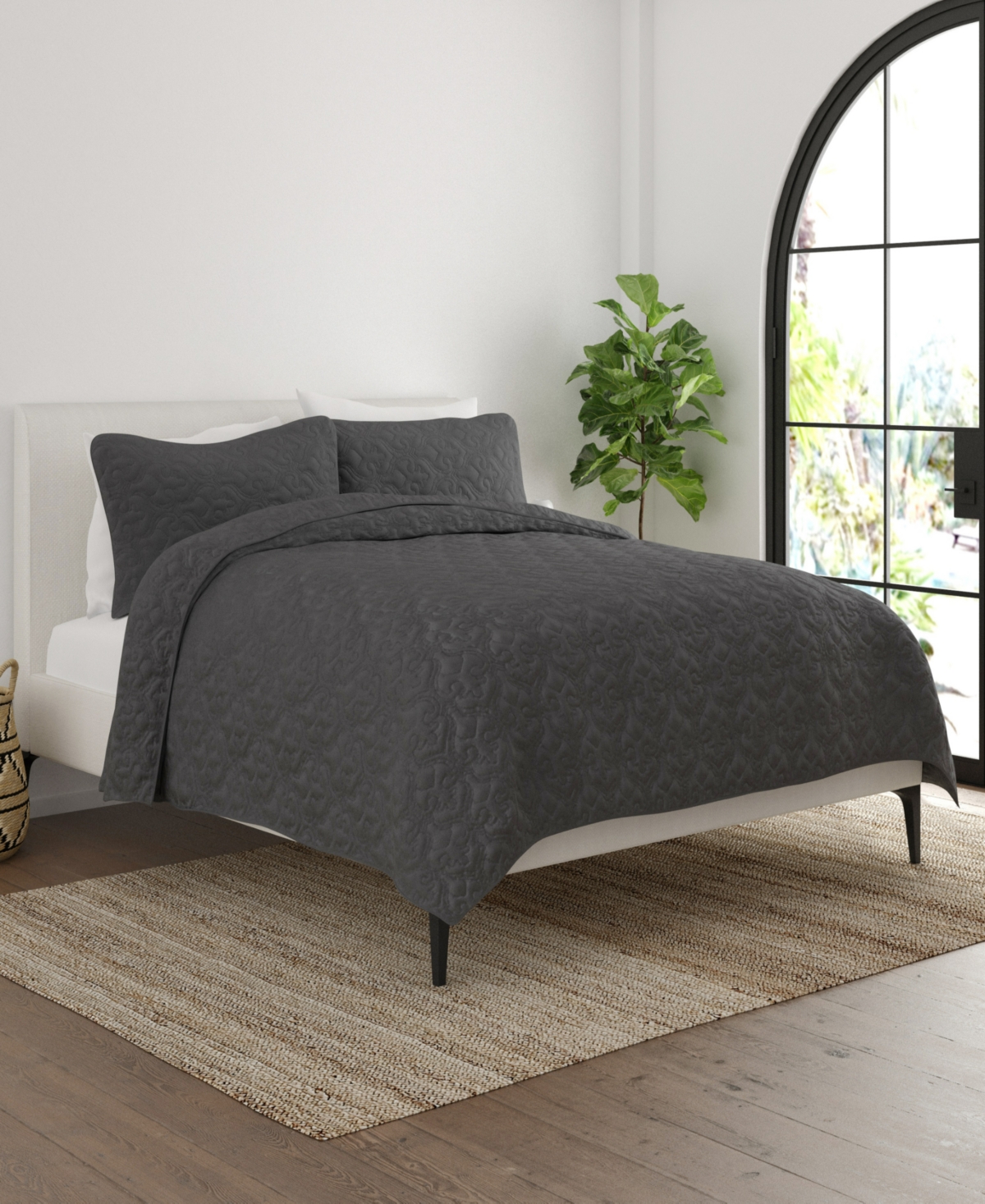 ienjoy Home Ultra Soft Damask Pattern Lightweight Quilted Coverlet Set