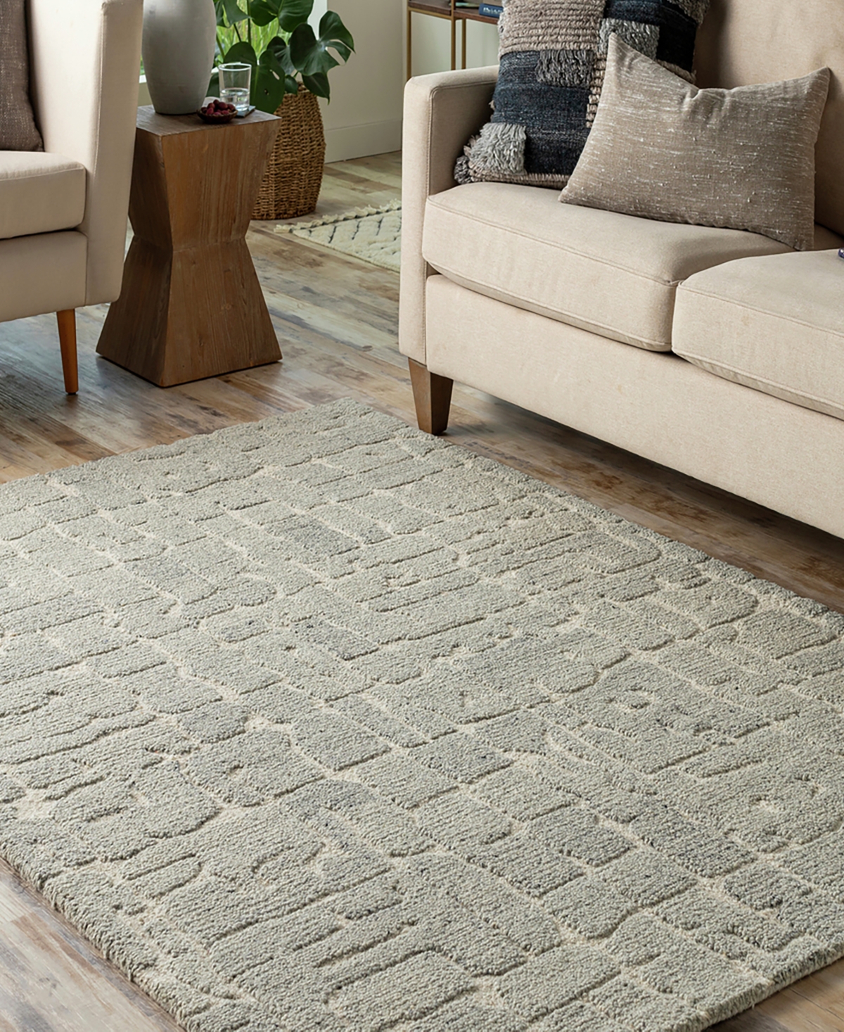 Livabliss Madelyn Myn-2306 Area Rug