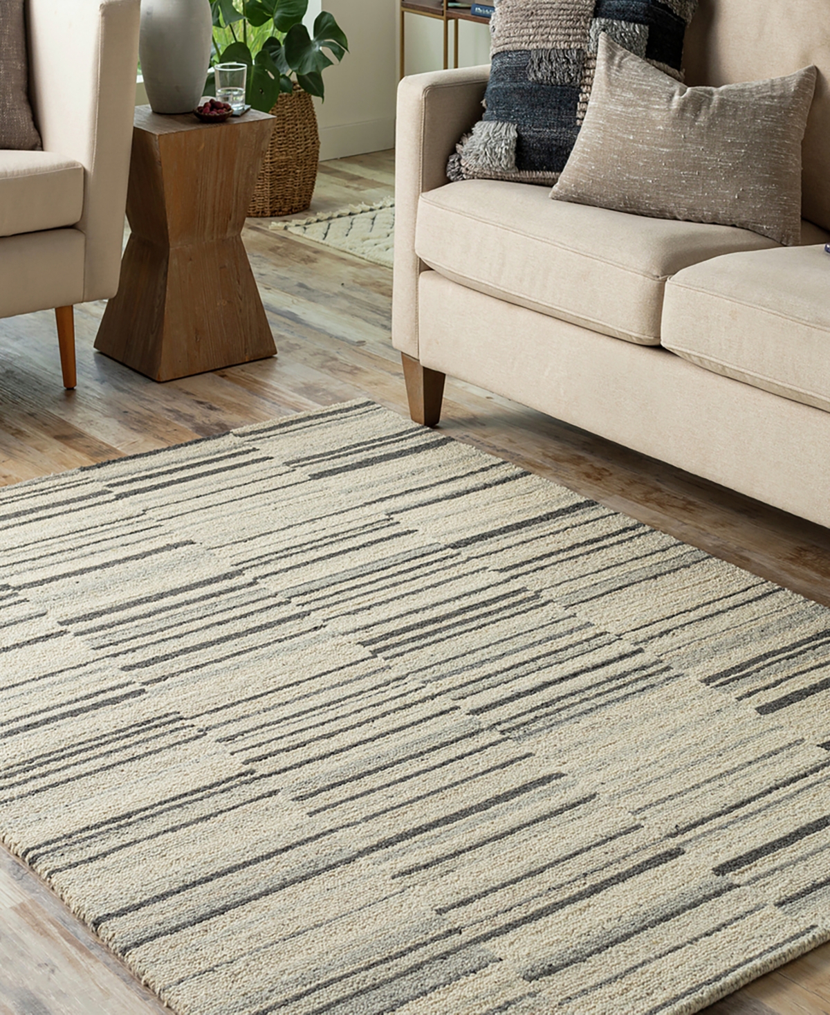 Livabliss Madelyn Myn-2303 Area Rug - Black