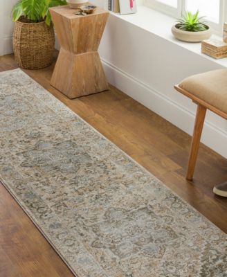 Brunswick BWK-2320 2'7" x 7'3" Runner Area Rug