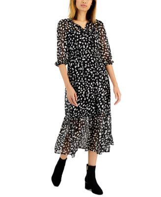 Tinsel - Petite Floral Tiered Maxi Dress