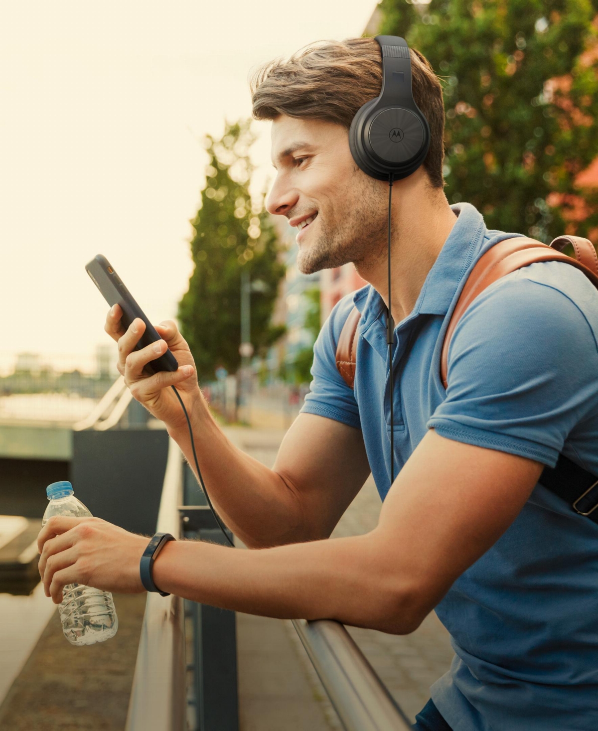 Motorola Moto XT120 Over Ear Headphones