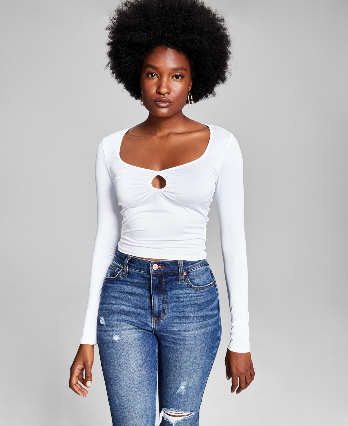 White keyhole top hotsell