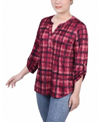 Petite 3/4 Roll Tab Sleeve Y-neck Top