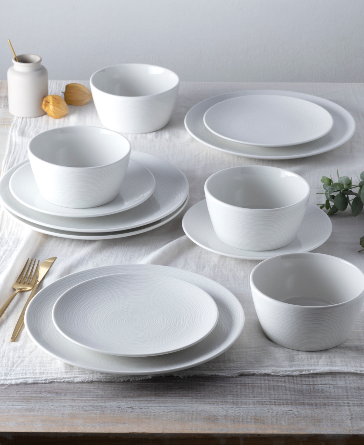 Noritake Colorscapes Swirl Coupe 12 Piece Dinnerware Set, Service For 4 In White