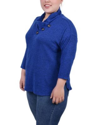 Plus Size 3/4 Sleeve Crossover Cowl Neck Top