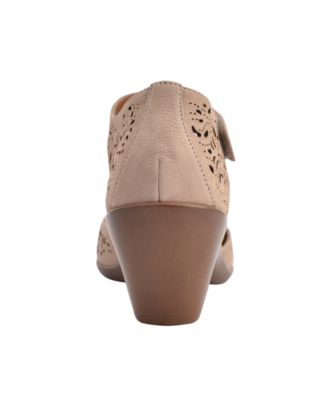 Women's Cindie Two-Piece Mary Jane Pumps