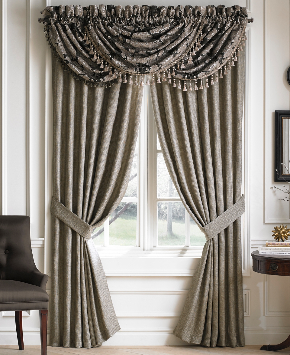 Croscill Augusta 28 x 44 Waterfall Window Valance   Window