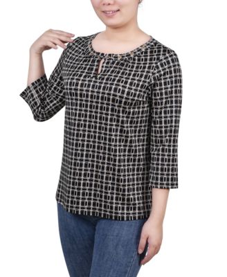 Petite Size 3/4 Sleeve Grommet Top