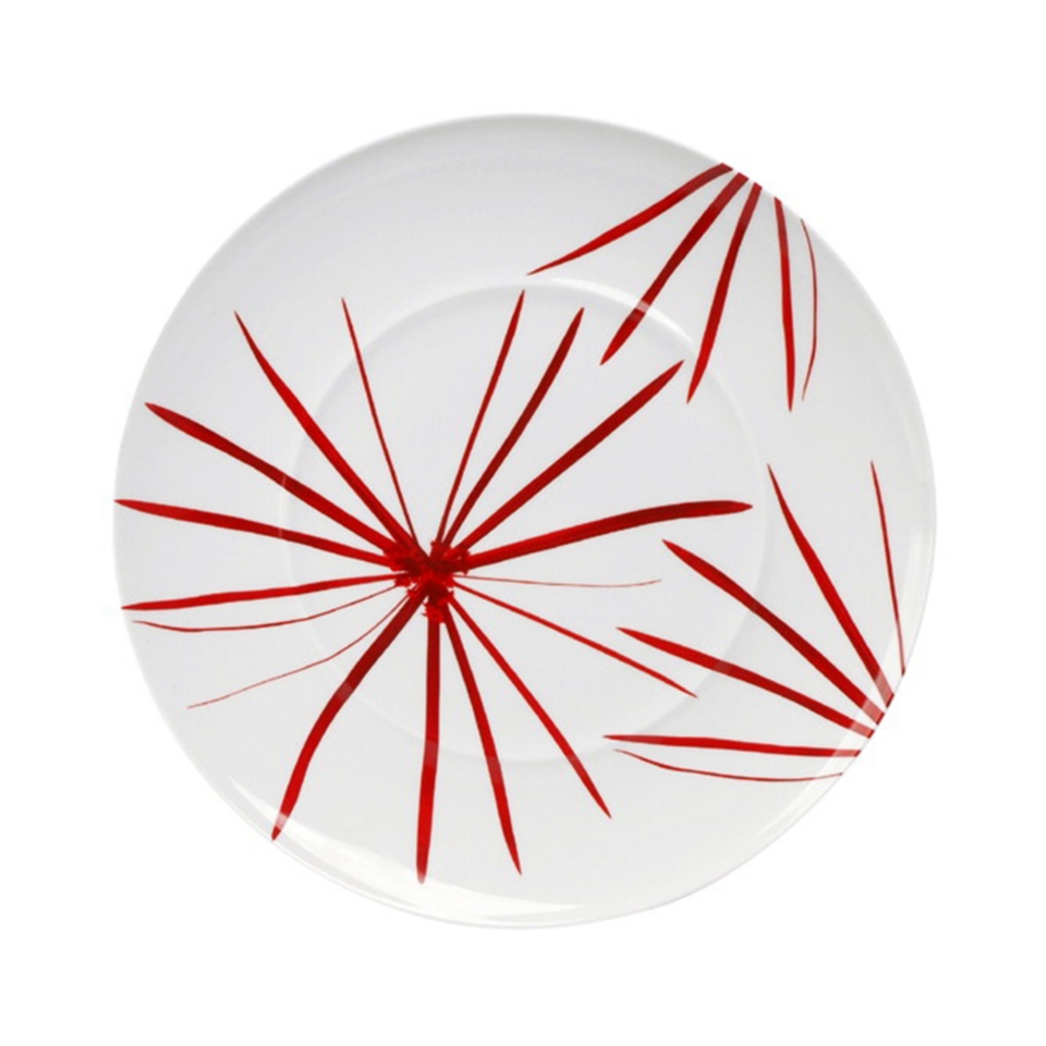 Mikasa Dinnerware, Pure Red Star Round Platter   Fine China